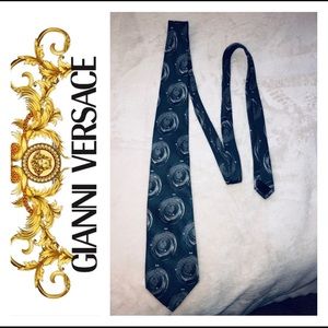 Versace Men’s Tie vintage  Great condition
